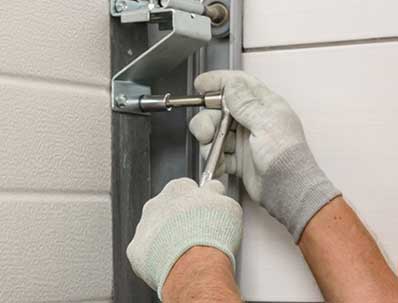 professional garage door maintenance services in Ontario CA